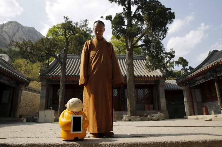 Робот-монах получил имя Xianer