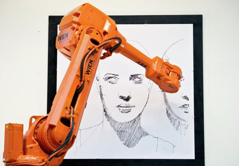 История создания робота художника
